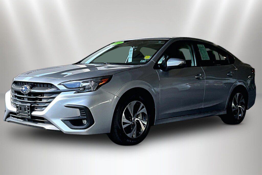 Certified 2025 Subaru Legacy Premium AWD/4WD image 3