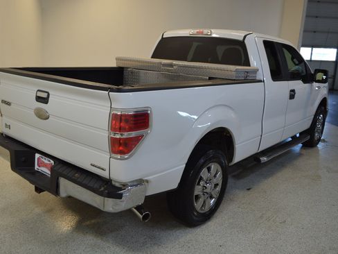 Used 2011 Ford F150 XLT w/ XLT Chrome Pkg image 3