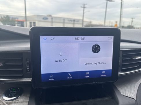 Used 2020 Ford Explorer XLT w/ Equipment Group 202A image 14