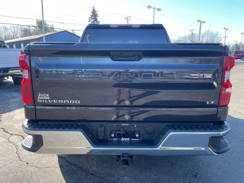 Used 2023 Chevrolet Silverado 1500 LT AWD/4WD image 6