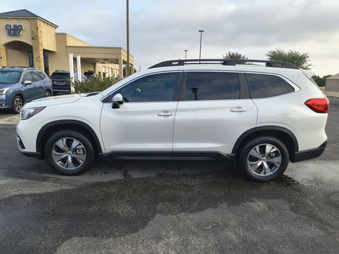 Used 2022 Subaru Ascent Premium w/ Convenience Package image 8