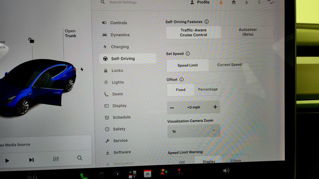 Used 2018 Tesla Model 3 Long Range RWD image 19