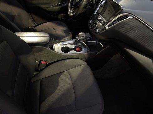 Used 2024 Chevrolet Malibu LT image 38
