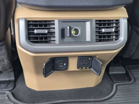 Certified 2023 Ford F150 Lariat w/ Trailer Tow Package AWD/4WD image 18