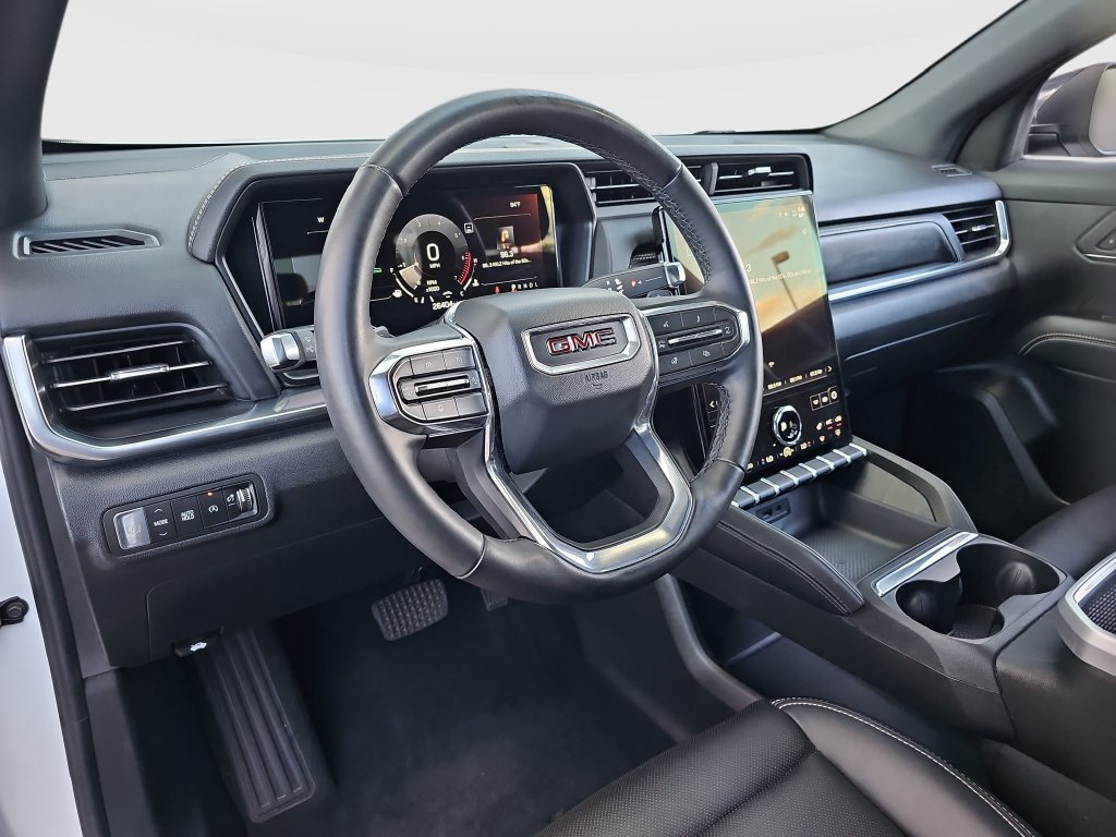 Used 2026 GMC Terrain Elevation w/ Elevation Premium Package FWD image 9