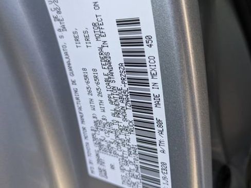 Used 2024 Toyota Tacoma Limited image 40