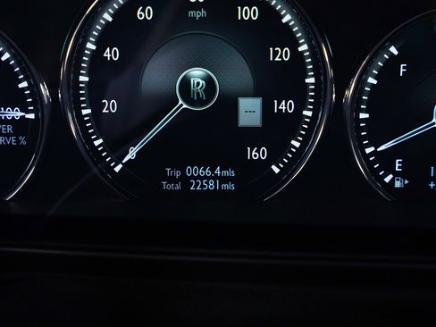 Used 2022 Rolls-Royce Ghost image 31