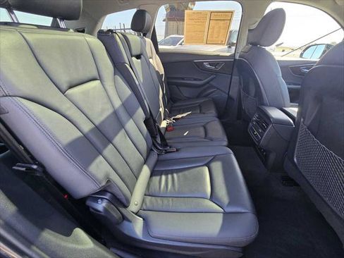 Used 2023 Audi Q7 2.0T Premium w/ Convenience Package AWD/4WD image 12