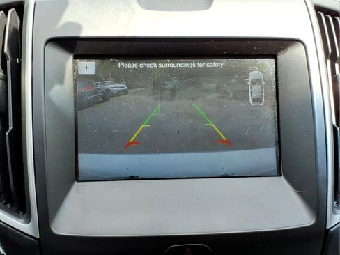 Used 2017 Ford Edge SEL w/ Equipment Group 201A AWD/4WD image 17