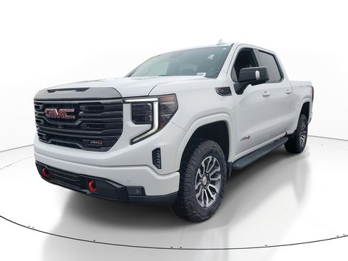 Used 2023 GMC Sierra 1500 AT4 w/ AT4 Premium Package image 3