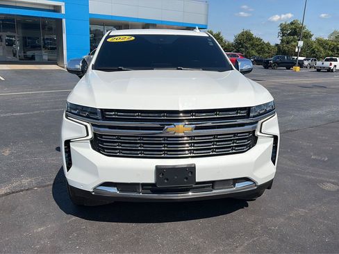 Used 2022 Chevrolet Suburban Premier AWD/4WD image 8