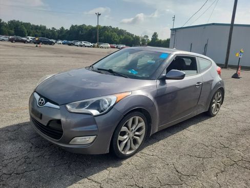 Used 2013 Hyundai Veloster w/ Style Pkg FWD image 1