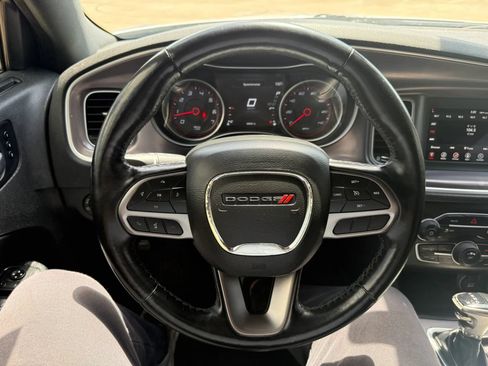 Used 2021 Dodge Charger SXT w/ Leather Interior Group RWD image 29