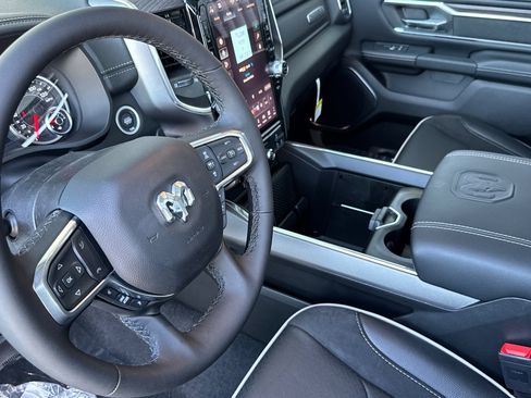 New 2026 RAM 1500 Laramie AWD/4WD image 9