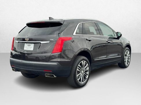Used 2019 Cadillac XT5 Luxury image 3