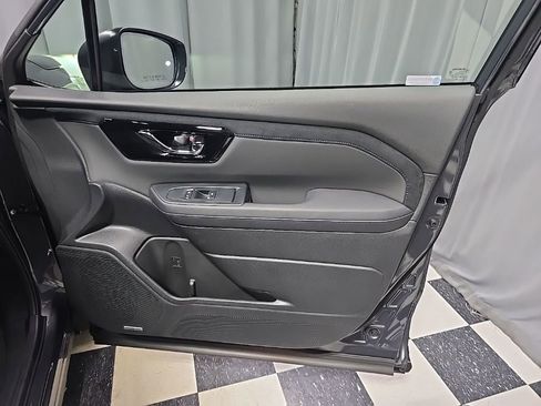 Certified 2025 Subaru Forester Limited w/ Popular Package #2 image 6