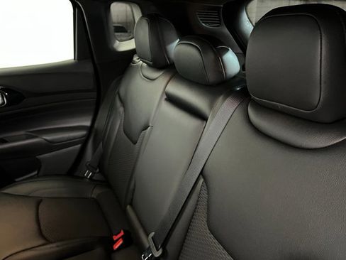 New 2026 Jeep Compass Latitude image 20