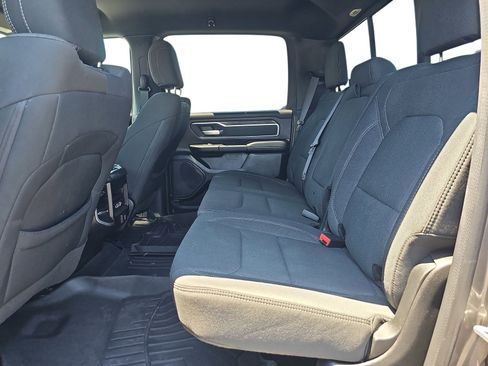 Used 2020 RAM 1500 Big Horn AWD/4WD image 11