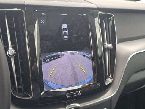 Used 2023 Volvo XC60 B5 Core w/ Climate Package image 31