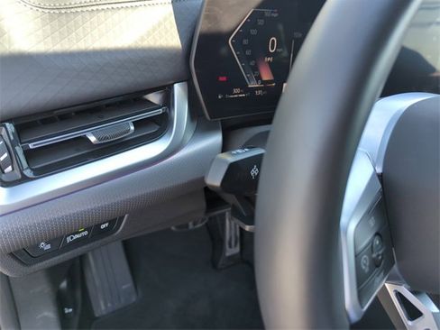Used 2025 BMW X2 xDrive28i image 20