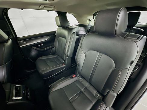 Used 2024 MAZDA CX-90 3.3 Turbo w/ Premium Package image 23