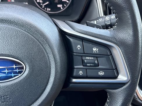 Used 2025 Subaru Outback Premium AWD/4WD image 20
