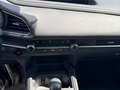 Used 2021 MAZDA CX-30 AWD 2.5 S image 2