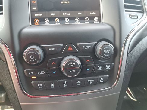 Used 2021 Jeep Grand Cherokee Laredo RWD image 21