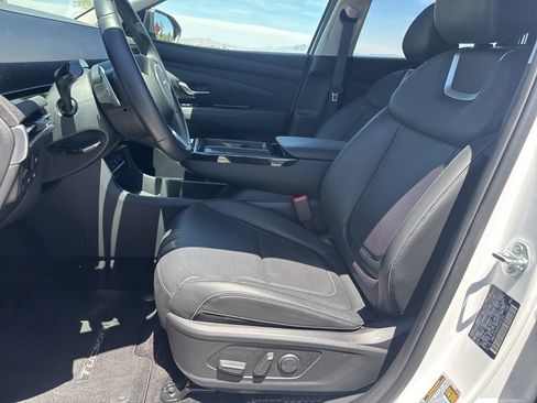 Used 2025 Hyundai Tucson Limited AWD/4WD image 11