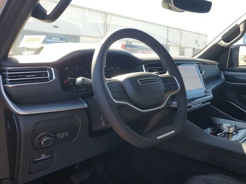 New 2026 Jeep Grand Wagoneer Limited image 21