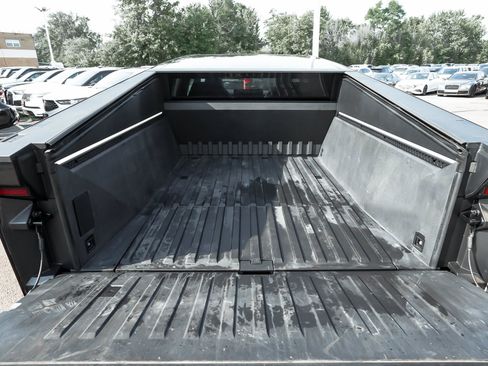 Used 2025 Tesla Cybertruck AWD Crew Cab image 48