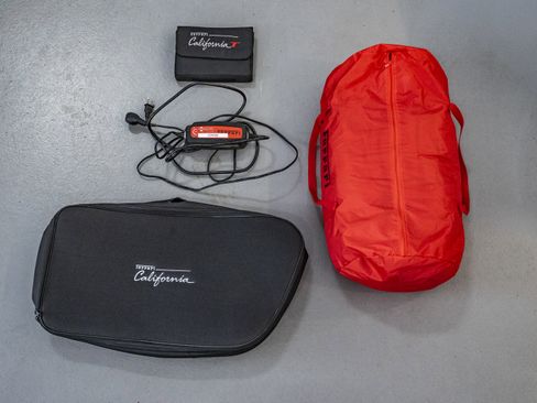 Used 2017 Ferrari California T image 57