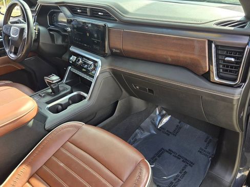 Used 2023 GMC Sierra 1500 Denali Ultimate image 16