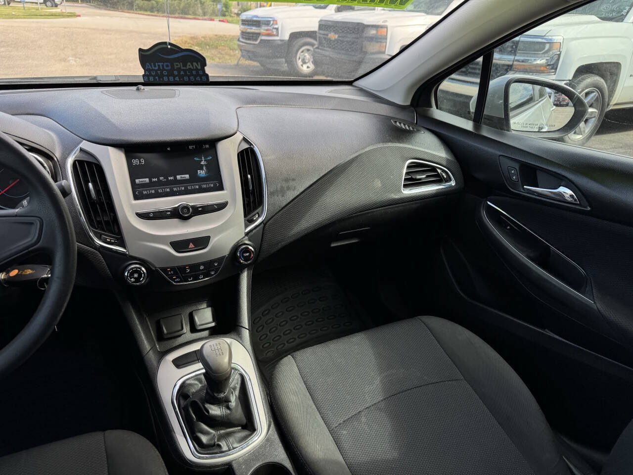 Used 2016 Chevrolet Cruze L FWD image 16