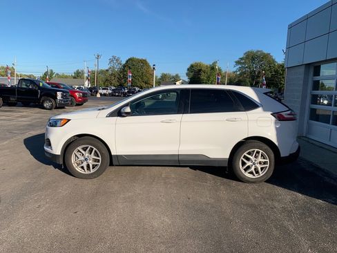 Certified 2022 Ford Edge SEL image 3