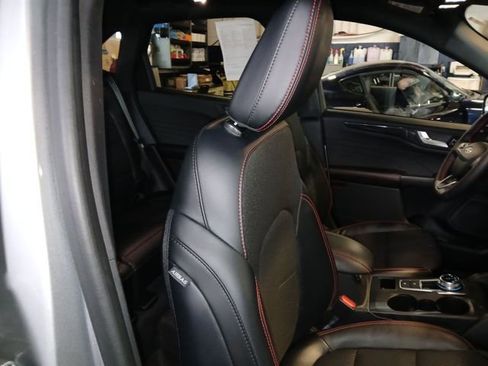 Certified 2023 Ford Escape ST-Line w/ Tech Pack #1 image 59