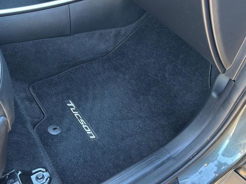 Certified 2024 Hyundai Tucson Limited image 40