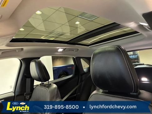 Certified 2023 Ford Escape Platinum w/ Premium Technology Package AWD/4WD image 7