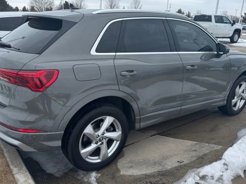Used 2020 Audi Q3 2.0T Premium w/ Convenience Package image 5
