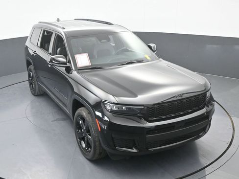 Used 2021 Jeep Grand Cherokee L Laredo image 56