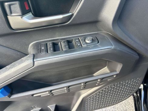 New 2025 Toyota Tacoma TRD Off-Road AWD/4WD image 8