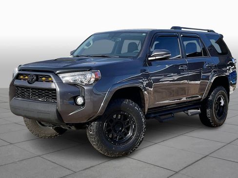 Used 2019 Toyota 4Runner TRD Off-Road Premium image 3