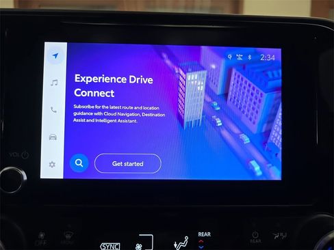 Used 2024 Toyota Highlander XLE image 26