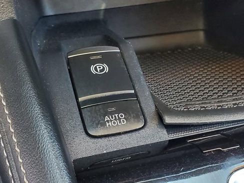 Certified 2024 Nissan Kicks SR image 24