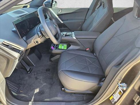 Used 2026 BMW iX xDrive60 image 15