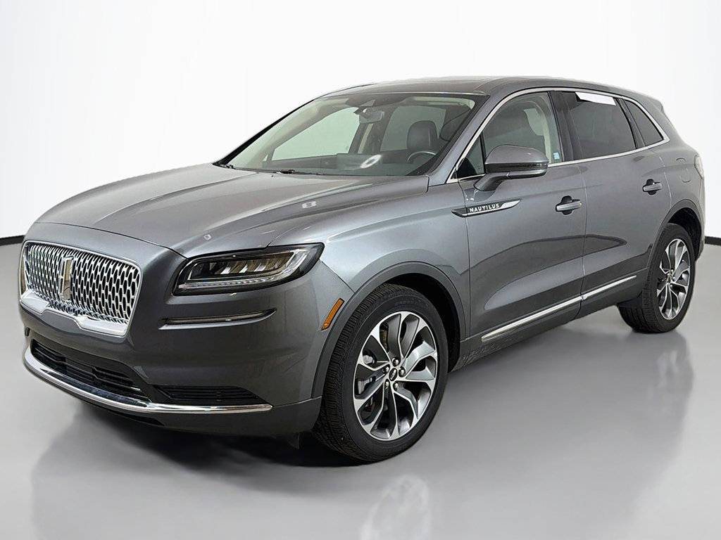 Used 2023 Lincoln Nautilus Reserve AWD/4WD image 12