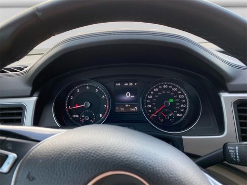 Used 2019 Volkswagen Atlas SE image 19