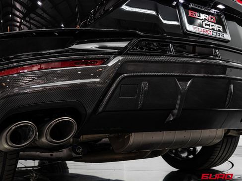 Used 2023 Lamborghini Urus Performante AWD/4WD image 26