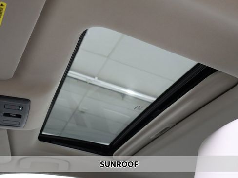 Used 2024 Nissan Altima 2.5 SL image 4