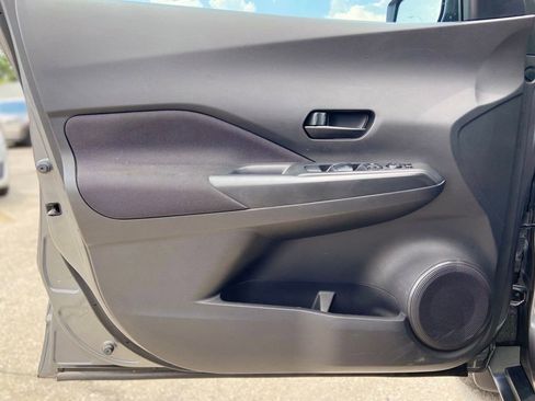 Used 2019 Nissan Kicks S w/ Exterior Package FWD image 13